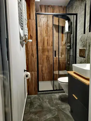 Łazienka w obiekcie APARTAMENTY & DOMKI Chełmsko Śląskie