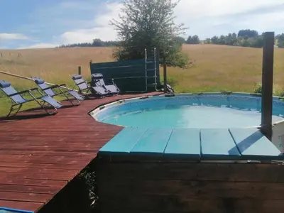 Basen w obiekcie Agroturystyka Janowa Chata lub w pobliżu