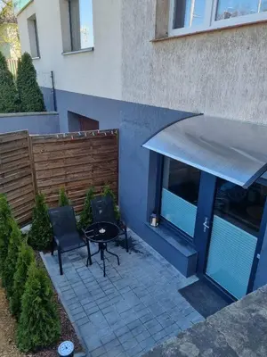 Budynek, w którym mieści się apartament