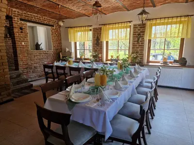 Restauracja lub miejsce do jedzenia w obiekcie Stara Kuźnia Radków