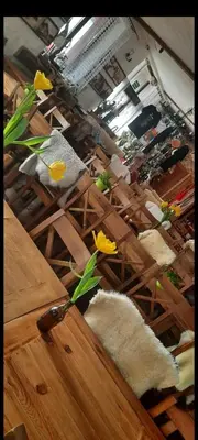 Restauracja lub miejsce do jedzenia w obiekcie Dwa Dęby