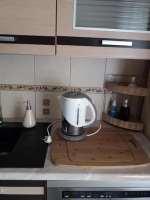 Zestaw do parzenia kawy i herbaty w obiekcie Apartament u Dany Las wita Was w otoczeniu gór i dzikiej przyrody