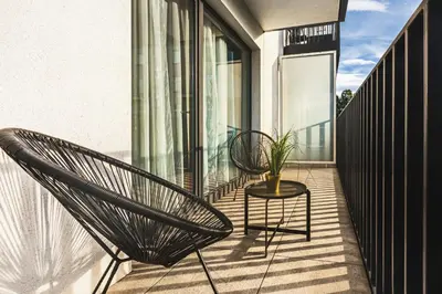 Balkon lub taras w obiekcie Luksusowy apartament z parkingiem w samym centrum Wrocławia
