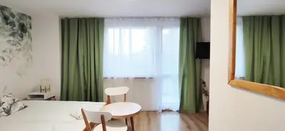 Telewizja i/lub zestaw kina domowego w obiekcie Zielona Noc