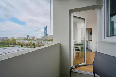 Balkon lub taras w obiekcie Apartament Studzienna Wrocław by Noclegi Renters