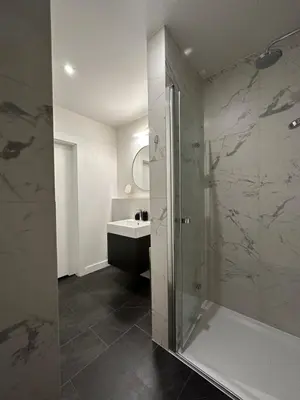 Łazienka w obiekcie Cozy Apartment - Staromłyńska II Młyn Maria