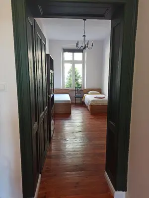 Łóżko lub łóżka w pokoju w obiekcie Apartament PAPROTKA 100m