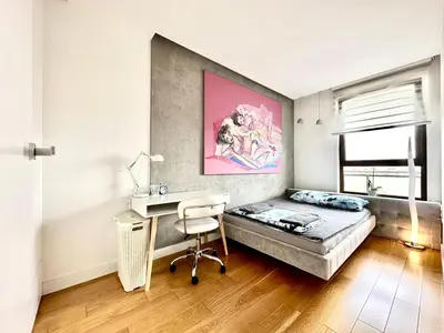 Łóżko lub łóżka w pokoju w obiekcie PODWALE 2 Apt 54 - Self Check-In 20h - Parking & Lift