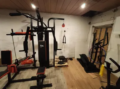 Centrum fitness w obiekcie Przestronny apartament +siłownia