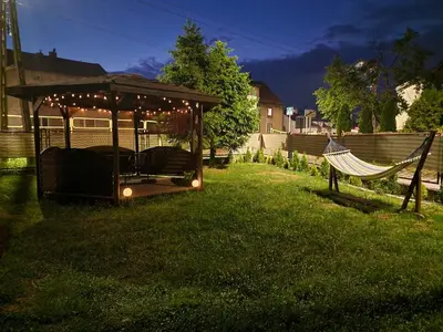 Ogród w obiekcie Przestronny apartament +siłownia