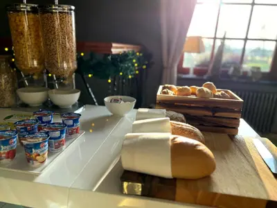 Jedzenie w ośrodku wypoczynkowym lub w pobliżu
