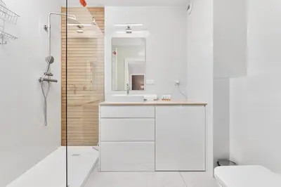 Łazienka w obiekcie Central SouthStar Apartments - Gwiaździsta - FREE PARKING by Noclegi Renters