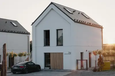 Budynek, w którym mieści się apartament