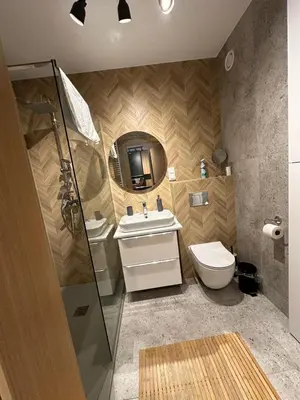 Łazienka w obiekcie Apartament 25 Rowery, Spacery w Dolinie Baryczy - 5D Apartamenty