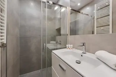 Łazienka w obiekcie Modern Studio with Balcony for 4 Guests in Wrocław by Noclegi Renters