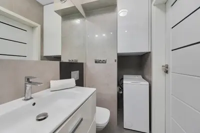 Łazienka w obiekcie Modern Studio with Balcony for 4 Guests in Wrocław by Noclegi Renters