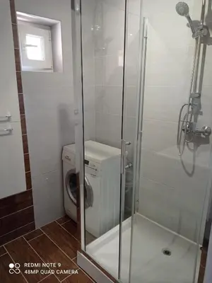 Łazienka w obiekcie Hostel Wiśniowa 55