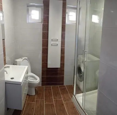 Łazienka w obiekcie Hostel Wiśniowa 55
