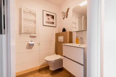 Łazienka w obiekcie RentPlanet - Apartamenty Dyrekcyjna