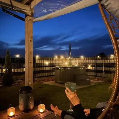 Jej i Jego - Eleganckie domki z balią na wyłączność