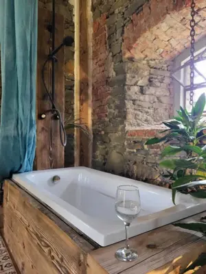 Plan piętra w obiekcie Vegan House - kamienny pokój