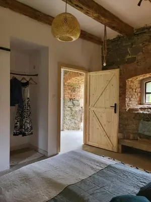Plan piętra w obiekcie Vegan House - kamienny pokój