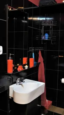Łazienka w obiekcie Vintage BDSM Kinky Apartment - ENTIRE 65m2 space for up to 6-guests - FULLY EQUIPPED