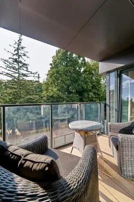 Część wypoczynkowa w obiekcie LAGUNA Ogrody Pieniawskie 33 EMERALD VIP-z balkonem