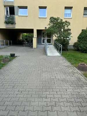 Budynek, w którym mieści się apartament