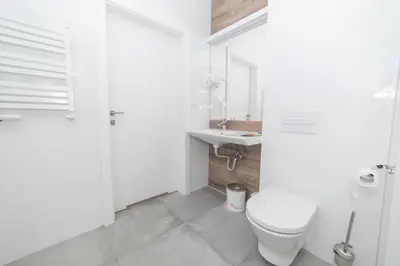 Łazienka w obiekcie VacationClub - Aparthotel Czarna Góra 221