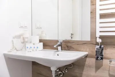 Łazienka w obiekcie VacationClub - Aparthotel Czarna Góra 413