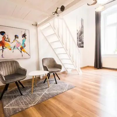 Happy Estate Apartments - Old Town