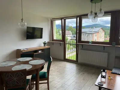 Telewizja i/lub zestaw kina domowego w obiekcie Apartamenty Stronie Śląskie