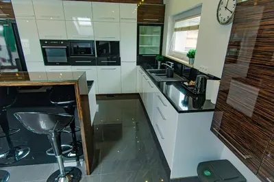 Kuchnia lub aneks kuchenny w obiekcie Apartamenty Żołnierska 31 - Apartament nr 2