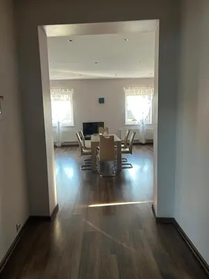 Część wypoczynkowa w obiekcie Apartament Bobrzańska - 4 bedrooms sypialnie