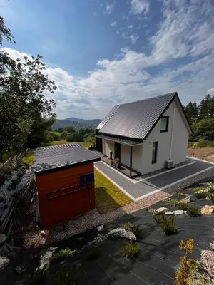 Widok na góry z tego domu wakacyjnego