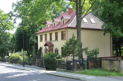 Budynek, w którym mieści się pensjonat