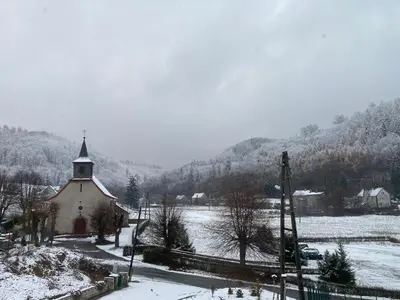 Obiekt Przygórze - dom w Górach Sowich zimą