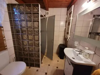 Łazienka w obiekcie Domki Pod Brzoza