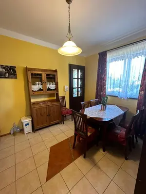 Kuchnia lub aneks kuchenny w obiekcie Domki Pod Brzoza