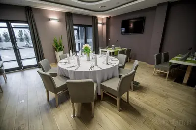 Telewizja i/lub zestaw kina domowego w obiekcie Hotel Astone Conference & Spa