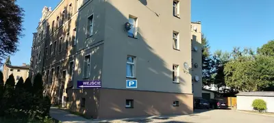 Budynek, w którym mieści się apartament