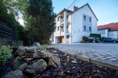Budynek, w którym mieści się apartament
