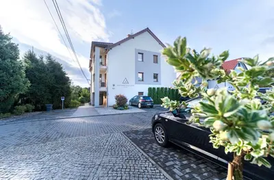 Budynek, w którym mieści się apartament
