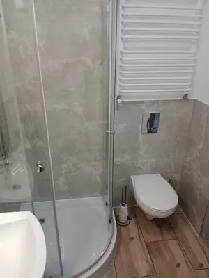 Łazienka w obiekcie Duży apartament z widokiem na góry - 3 pokoje