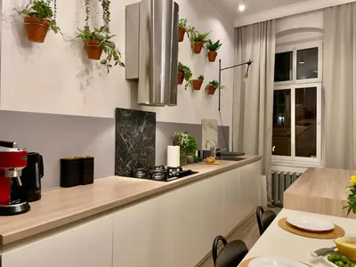 Kuchnia lub aneks kuchenny w obiekcie Spacious Apart in the Center- Main Square 300m