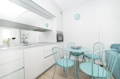 Kuchnia lub aneks kuchenny w obiekcie Apartament Pełen Wdzięku z balkonem