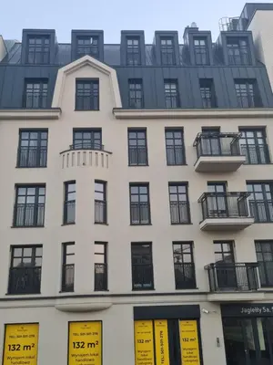 Budynek, w którym mieści się apartament