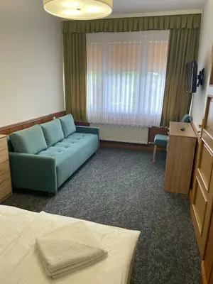 Część wypoczynkowa w obiekcie Hotel Zielony & OW Borowik & Pensjonat Manhattan - Centrum Rekreacji i Wypoczynku GASTROTUR