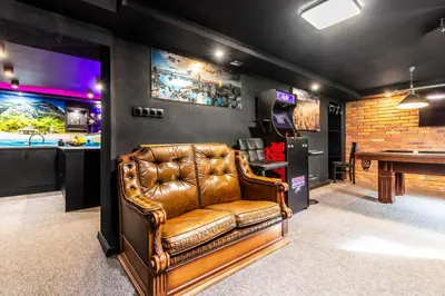 Część wypoczynkowa w obiekcie HouseCube, Bar , prywatne Kino, Bilard , Luxus